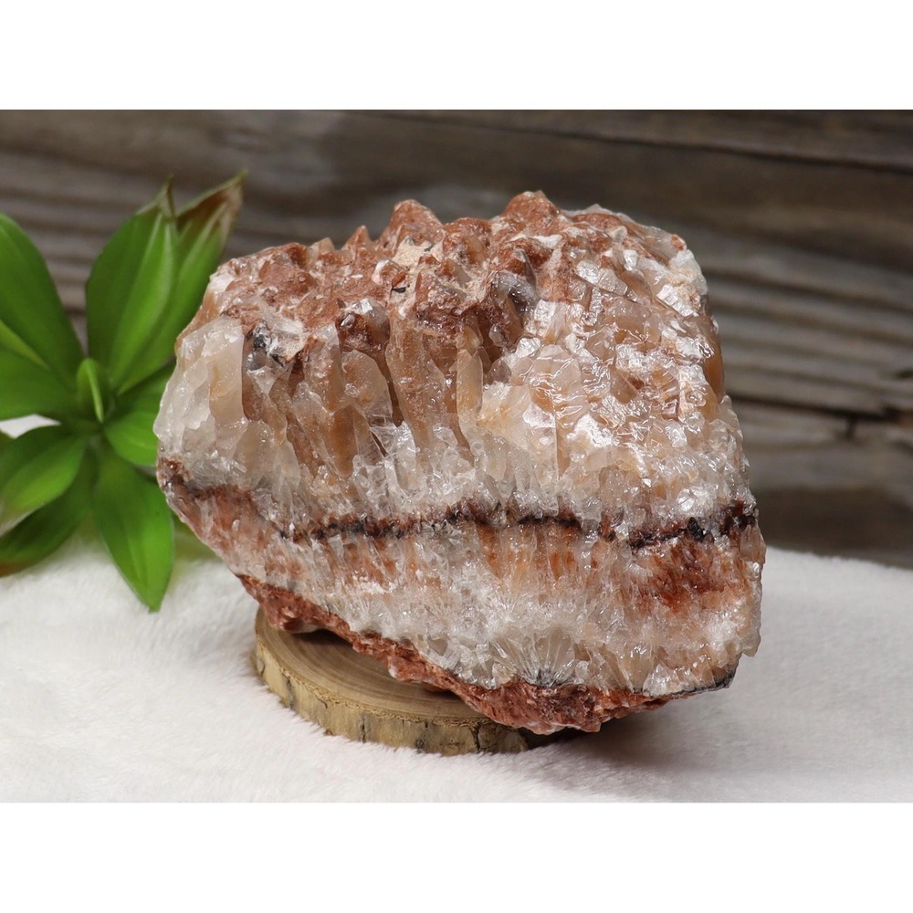 Red Banded Calcite Specimen - Picture 4 of 11